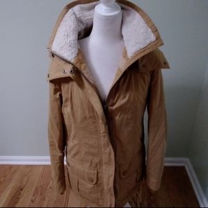 Cabelas hooded jacket